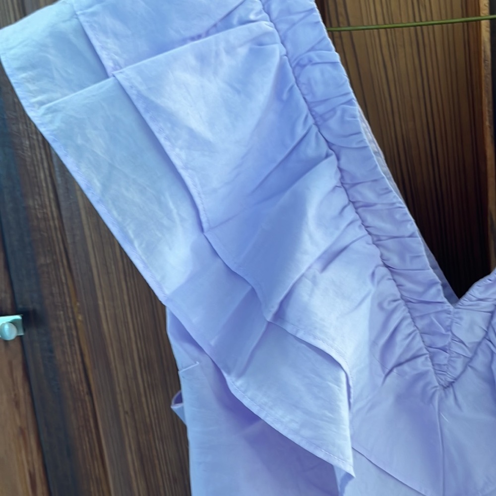 NEW Express V Neck Ruffle Peplum NWOT Lavender never worn - Picture 5 of 6